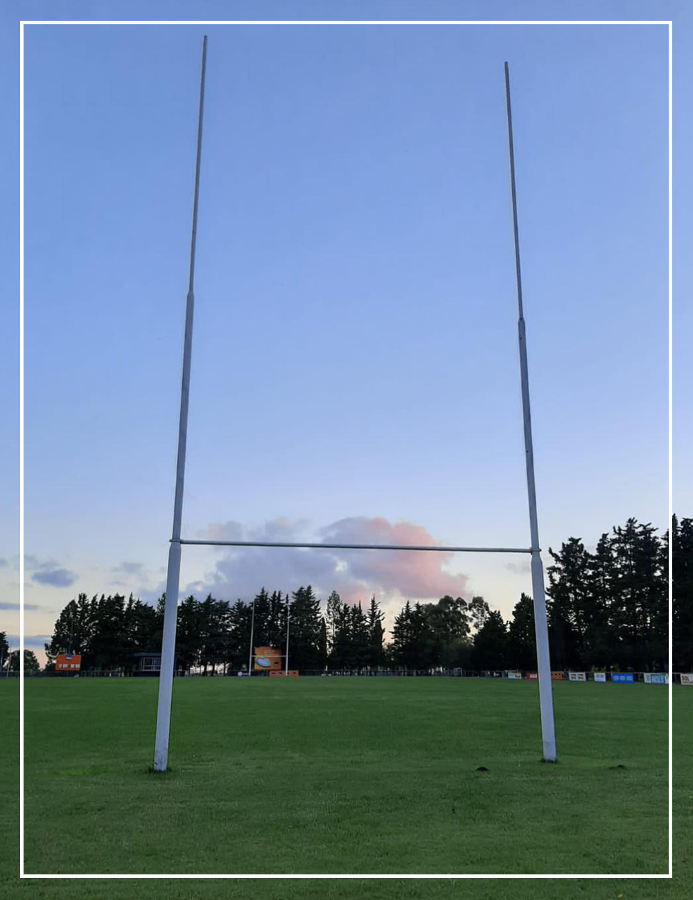 Vista parcial de la cancha principal de rugby - Paysandú Golf Club